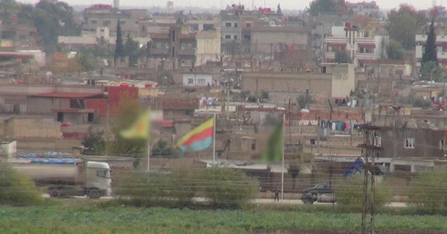 Terör örgütü YPG hendek kazıyor